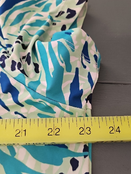 Coral Bay Tops - Turquoise & Navy Abstract Print Golf Womens Top Henly With Calar. Size XL